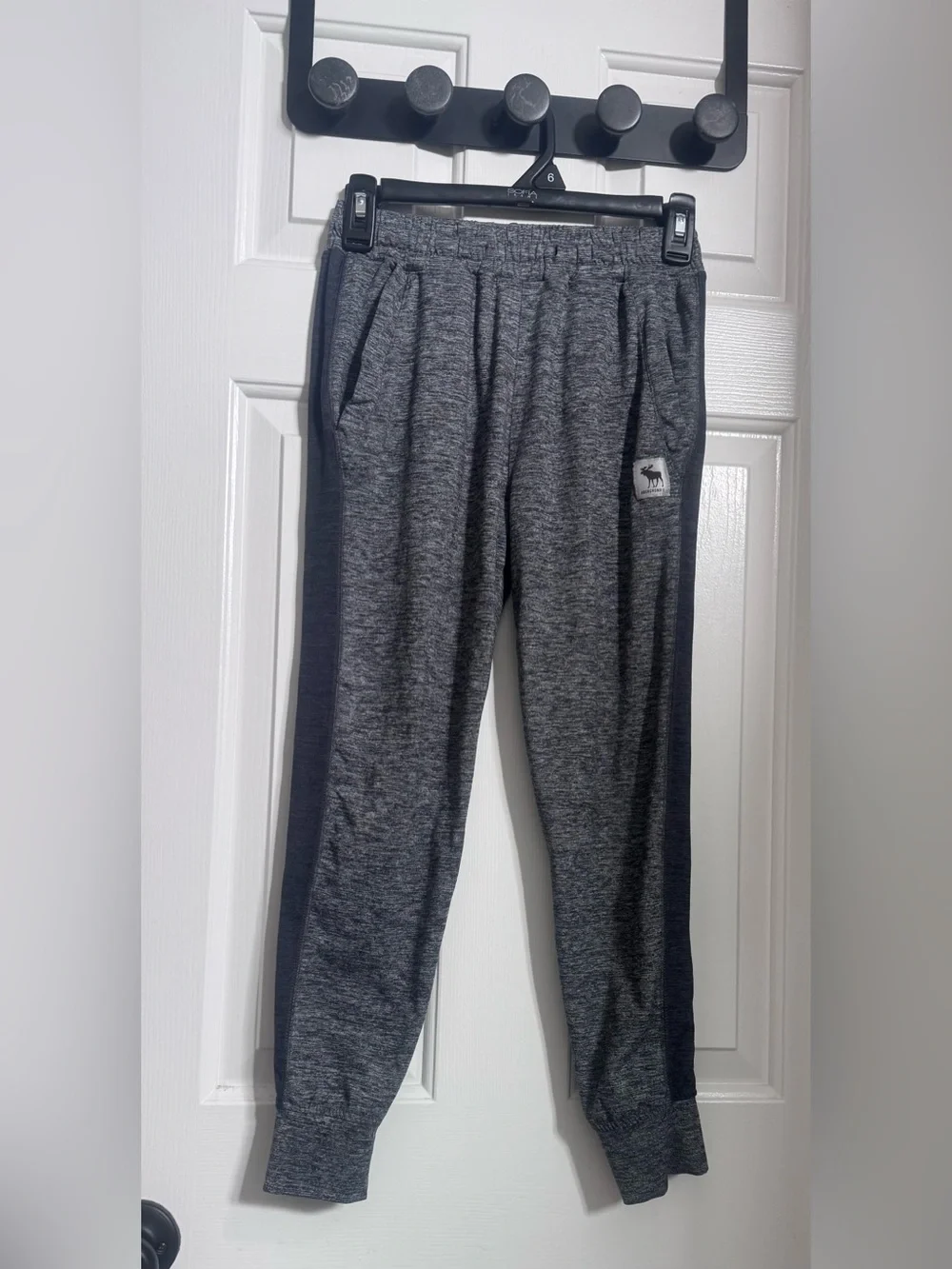 abercrombie kids Gray Heather Jogger Sweatpants